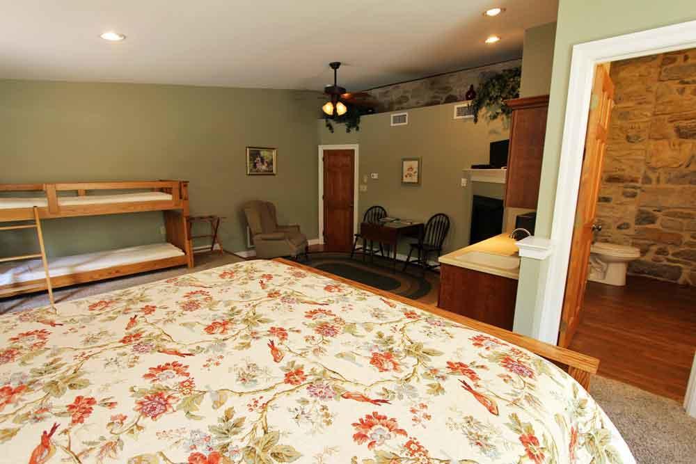 Rocky Acre Farm Bed & Breakfast Mount Joy Ngoại thất bức ảnh
